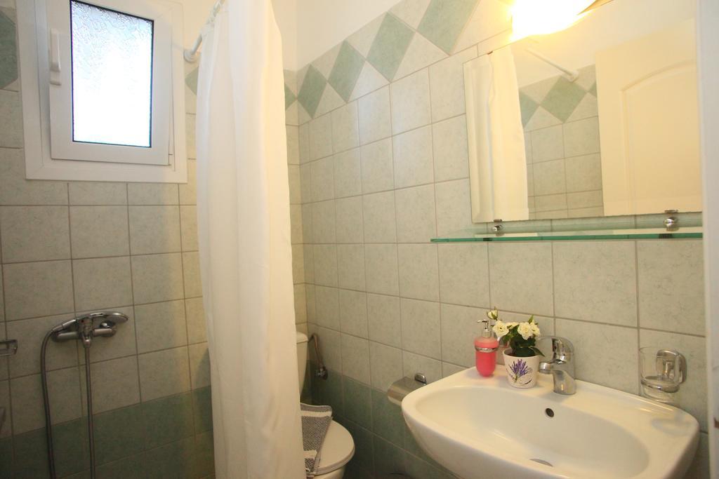 Aggelina Apartman Nidrí Szoba fotó